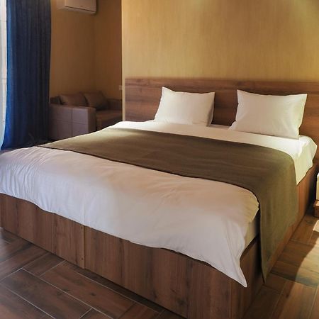 Hotel Hills In Old Tbilisi Exterior photo